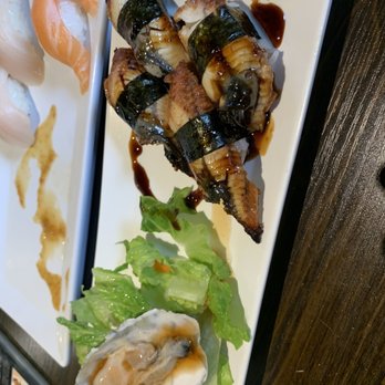 Sapporo Sushi - Grilled oyster and Unagi. Unagi Rating: 2.5/5  Service Rating: 5/5 - Sushi Bars Near Me - Murrieta, California