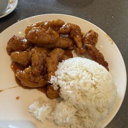Orange chicken lunch special