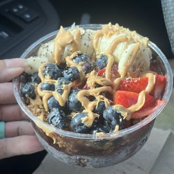 ACAI BOWL with peanut butter