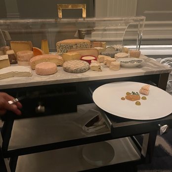 Daniel - Cheese cart - French Near Me - New York, New York Daniel - Cheese cart - French Near Me - New York, New York