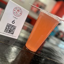 Urban Bird Hot Chicken - Strawberry Lemonade