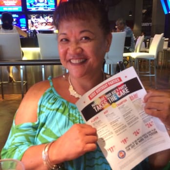 Dave & Buster's Ala Moana - Oh mother, I should let D&B hire you to hold up event signs and all lol #SELFIE ! - Arcades Near Me - Honolulu, Hawaii Dave & Buster's Ala Moana - Oh mother, I should let D&B hire you to hold up event signs and all lol #SELFIE ! - Arcades Near Me - Honolulu, Hawaii