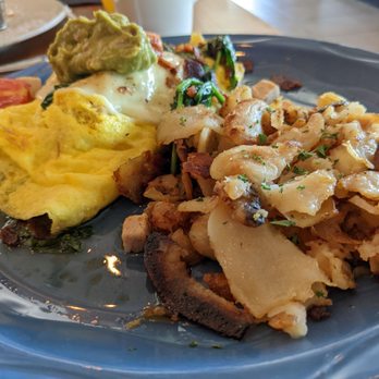 Iron Rooster - California omelette, comes with home fries - Breakfast & Brunch Near Me - Cockeysville, Maryland Iron Rooster - California omelette, comes with home fries - Breakfast & Brunch Near Me - Cockeysville, Maryland