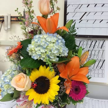 Flowers from the Heart - Beautiful summer arrangement! - Florists Near Me - Granite Falls, Minnesota Flowers from the Heart - Beautiful summer arrangement! - Florists Near Me - Granite Falls, Minnesota