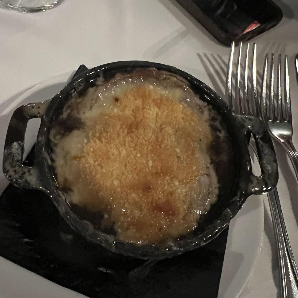 White Horse Tavern - French onion soup - New American Near Me - Newport, Rhode Island White Horse Tavern - French onion soup - New American Near Me - Newport, Rhode Island