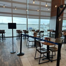 GRR - Gerald R. Ford International Airport - Founders. Just after tsa. Views of the airplanes