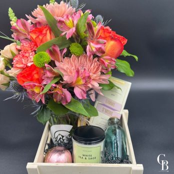 Crate & Bloom - Something Special Luxe Box - Florists Near Me Crate & Bloom - Something Special Luxe Box - Florists Near Me