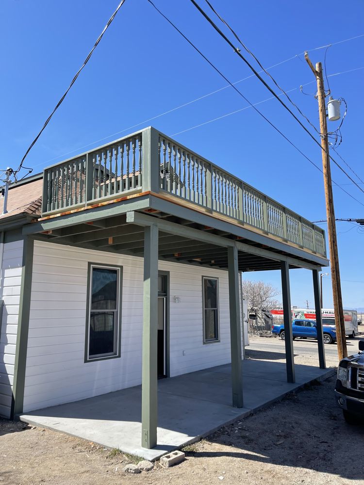 Slide of Tradesmen Construction