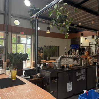 Stargazer - Interior - Coffee & Tea Near Me - Austin, Texas Stargazer - Interior - Coffee & Tea Near Me - Austin, Texas