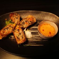 Simplé - Frühlingsrollen mit Schweinefleisch