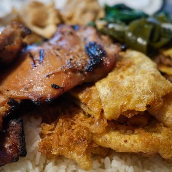 Gina's Kapolei - Meat jun / BBQ chicken mix - Barbeque Near Me - Kapolei, Hawaii