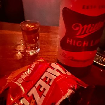One Star - High Beam & Cheez~it's - Bars Near Me - New York, New York