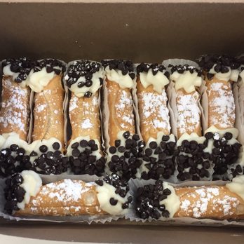Mozzicato -De Pasquale's Bakery - Mini cannolis!! - Desserts Near Me - Plainville, Connecticut Mozzicato -De Pasquale's Bakery - Mini cannolis!! - Desserts Near Me - Plainville, Connecticut