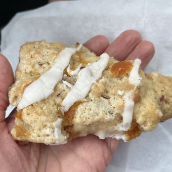 Fireside Bakes & Brews - Peach almond scone - Coffee & Tea Near Me - Fayette, Missouri Fireside Bakes & Brews - Peach almond scone - Coffee & Tea Near Me - Fayette, Missouri