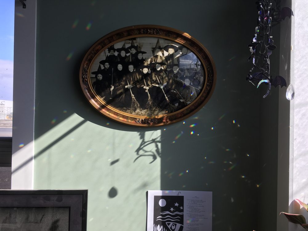 THE BROOM CLOSET WITCHCRAFT SUPPLY SHOP Updated September 2024 1811