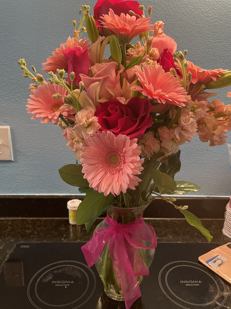 ANDREWS FLOWERS Updated September 2024 174 Photos & 10 Reviews