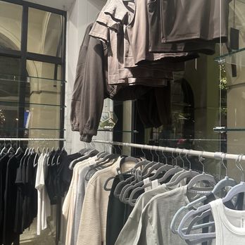 Bodybar Pilates - They sell clothes - Pilates Near Me - Dallas, Texas Bodybar Pilates - They sell clothes - Pilates Near Me - Dallas, Texas