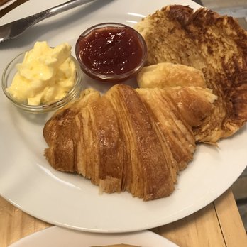 La Austriaca - Croissant - Spanish Near Me - Madrid, M La Austriaca - Croissant - Spanish Near Me - Madrid, M