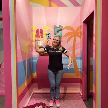 Malibu Barbie Cafe - The Barbie box Photo Booth was awesome - Cafes Near Me - Las Vegas, Nevada