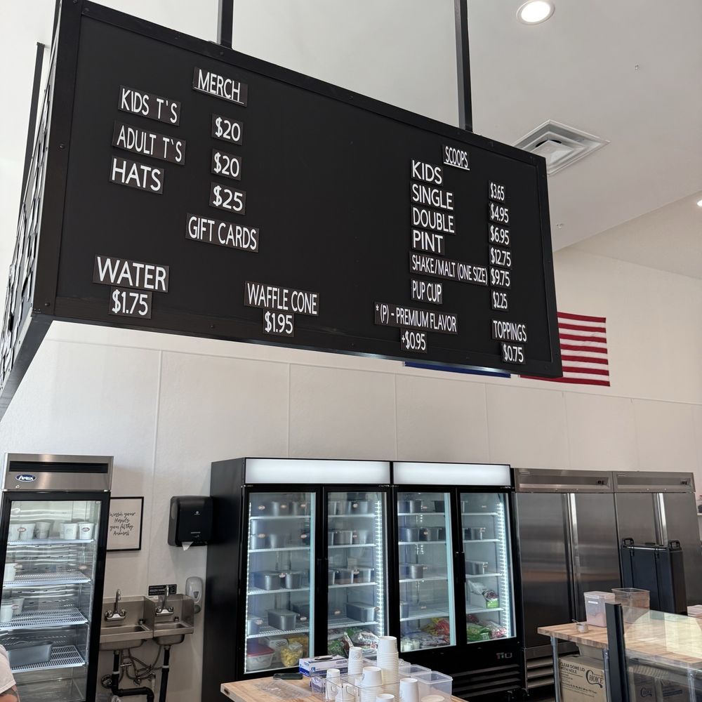 Country Creamery Reno - Lots of ice cream to try - Ice Cream & Frozen Yogurt Near Me - Reno, Nevada