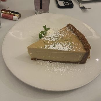 CōV Edina - Key Lime Pie - Cocktail Bars Near Me - Edina, Minnesota