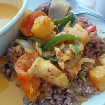 Pink Elephant - Pineapple curry with chicken and brown rice. - Japanese Near Me - Canoga Park, California Pink Elephant - Pineapple curry with chicken and brown rice. - Japanese Near Me - Canoga Park, California