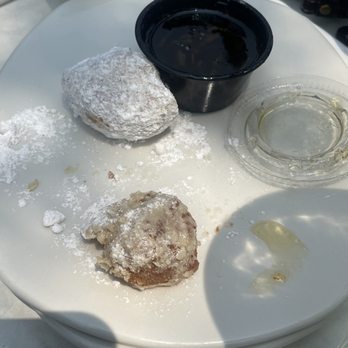 Another Broken Egg Cafe - 1/2 Order of Beignets - Breakfast & Brunch Near Me - Columbia, South Carolina Another Broken Egg Cafe - 1/2 Order of Beignets - Breakfast & Brunch Near Me - Columbia, South Carolina