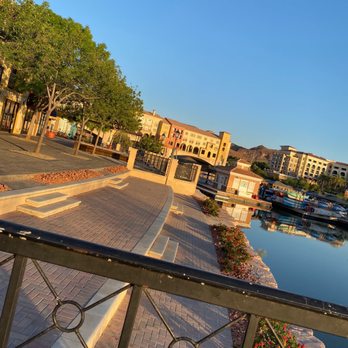 Lake Las Vegas Resorts - Lakes Near Me - Henderson, Nevada