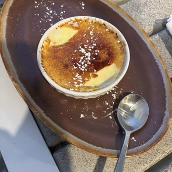 34° North Restaurant + Bar - Vanilla Creme Brulee, 8 - Bars Near Me - Beaufort, North Carolina 34° North Restaurant + Bar - Vanilla Creme Brulee, 8 - Bars Near Me - Beaufort, North Carolina