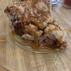 Bob's Place Restaurant - The best caramel apple crumb pie ever.