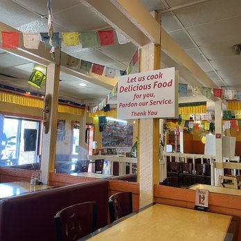 Yak The Kathmandu Kitchen - They inform no service. True. Delicious food? No way! - Indian Near Me - Mobile, Alabama