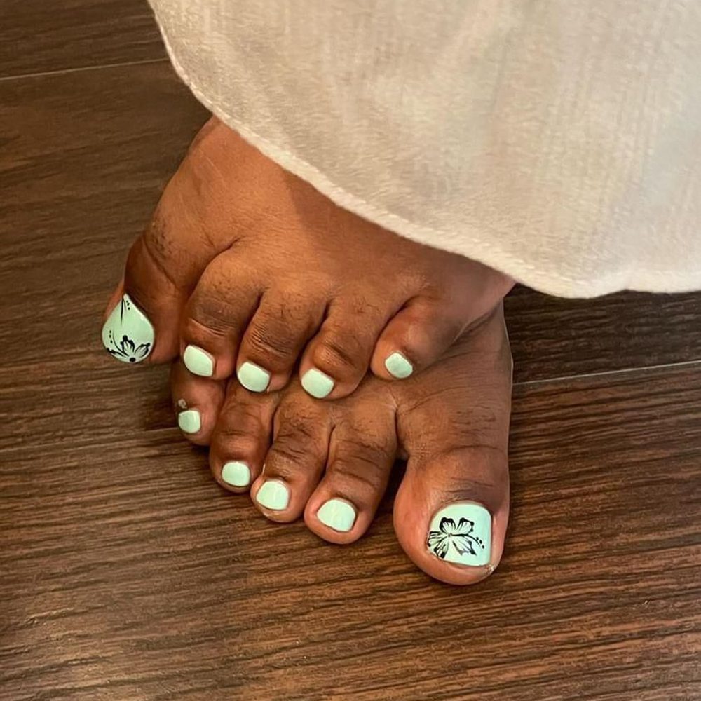 Everything Ruthless - A Private Nail Lounge - Pedicure - Nail Salons Near Me - Sacramento, California