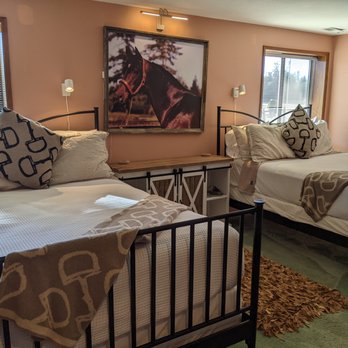 Wildwood Farm Bed & Breakfast - Bed & Breakfast Near Me - Oak Harbor, Washington Wildwood Farm Bed & Breakfast - Bed & Breakfast Near Me - Oak Harbor, Washington