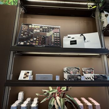 Hotel Chocolat - Food Near Me - Winnetka, Illinois Hotel Chocolat - Food Near Me - Winnetka, Illinois