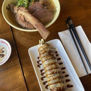 Fooki - Cow wow original noodle soup and grandpa rolling beef - Bubble Tea Near Me - Aiea, Hawaii