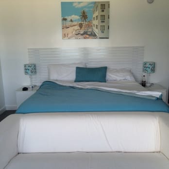 Snooze - Room 201 - Hotels Near Me - Fort Lauderdale, Florida Snooze - Room 201 - Hotels Near Me - Fort Lauderdale, Florida