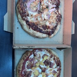 Got the Hawaiian and the bbq chicken.