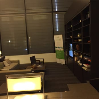 Element Harrison - Newark - Lobby "living room" - Hotels Near Me - Harrison, New Jersey