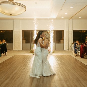 Ed Deejay Entertainment - The sparklers were a perfect touch for our first dance. - DJs Near Me