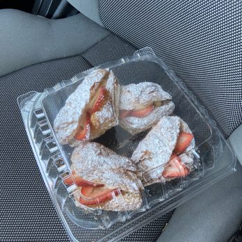 Cream Pan - That Strawberry Croissant tho! - Bakeries Near Me - Tustin, California Cream Pan - That Strawberry Croissant tho! - Bakeries Near Me - Tustin, California