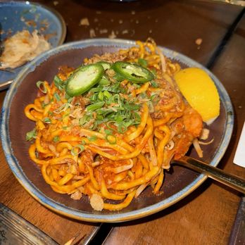 Straits - Honolulu - Shrimp and bean sprout noodles - Asian Fusion Near Me - Honolulu, Hawaii Straits - Honolulu - Shrimp and bean sprout noodles - Asian Fusion Near Me - Honolulu, Hawaii