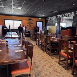 El Mazatlan - Dining area