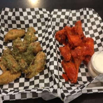 Halal Wings Plus - Garlic Parmesan and spicy hot - Burgers Near Me - San Francisco, California Halal Wings Plus - Garlic Parmesan and spicy hot - Burgers Near Me - San Francisco, California