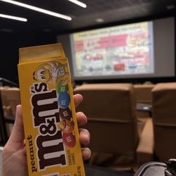 Studio Movie Grill