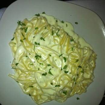 Cafe Gabbiano - Fettuccine Alfredo - Italian Near Me - Sarasota, Florida Cafe Gabbiano - Fettuccine Alfredo - Italian Near Me - Sarasota, Florida