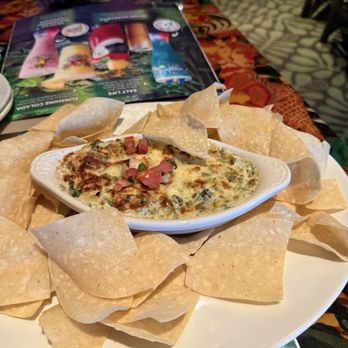 Rainforest Cafe - Artichoke dip - American Near Me - Las Vegas, Nevada