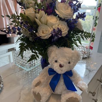 Owsviur Flowers - Floral Designers Near Me - Davenport, Florida