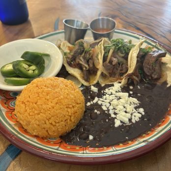 El Asadero Mexican Grill - T - Mexican Near Me - Secaucus, New Jersey