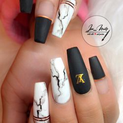 Jo’s Nails