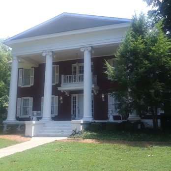 Federal Grove - Side view...today was the perfect day, weather was awesome with a gentle breeze, all of this in July!! - Bed & Breakfast Near Me - Auburn, Kentucky Federal Grove - Side view...today was the perfect day, weather was awesome with a gentle breeze, all of this in July!! - Bed & Breakfast Near Me - Auburn, Kentucky
